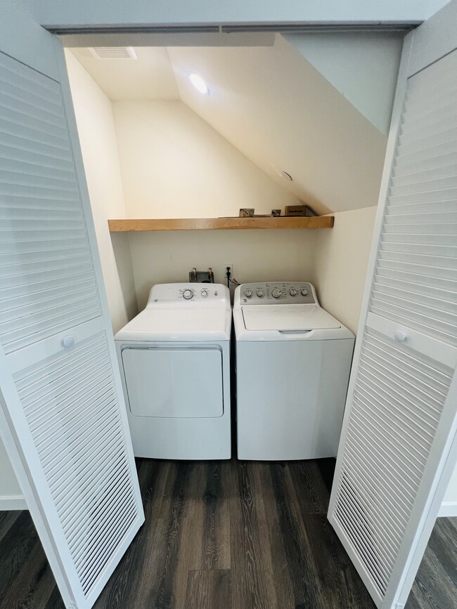 Photo - 3819 Percy St Unit #E