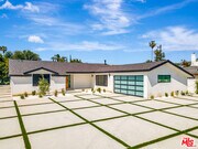 Photo - 18053 Erwin St House