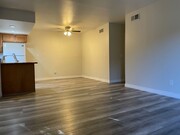 Photo - 1114 W Blaine St Unit 205