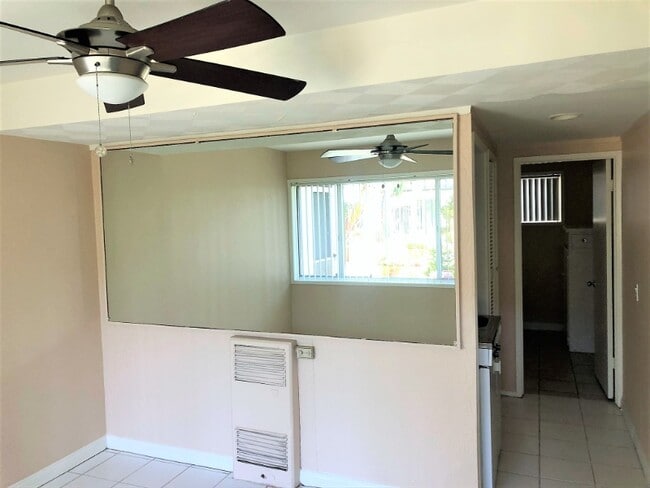 Photo - 250 Cliff Dr Unit 9