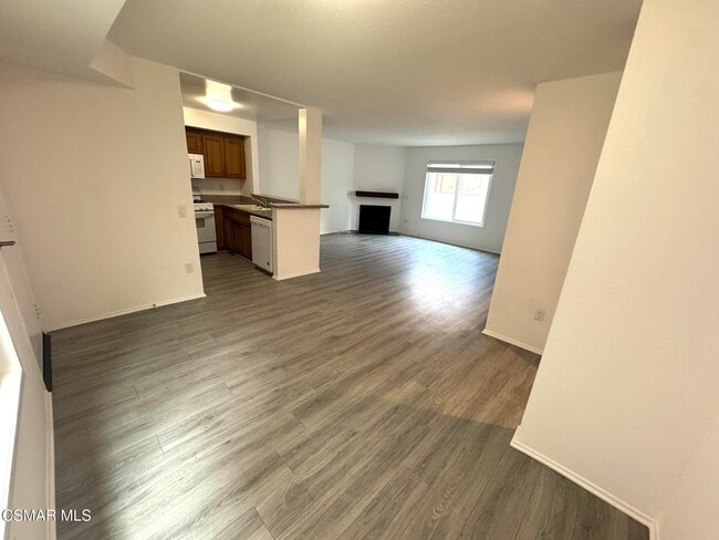 Photo - 13042 Riverside Dr Apartment