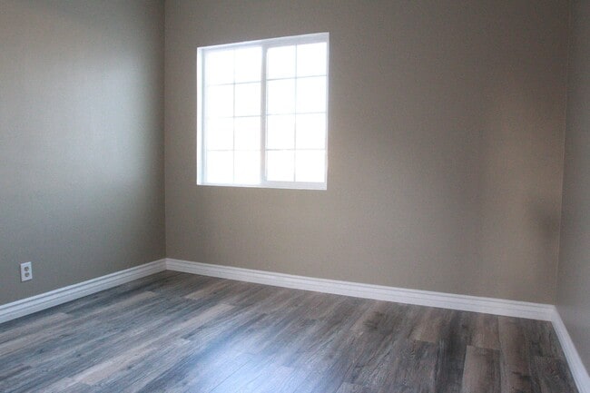 Photo - 12029 Gridley Rd