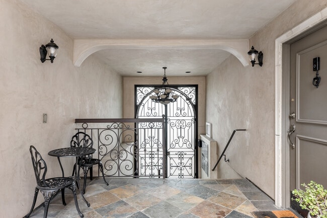 Photo - 4466 Coldwater Canyon Ave Unit 102