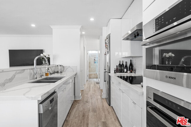 Photo - 2884 Sawtelle Blvd Unit 117