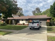 Photo - 303 E Dunbarton Pl