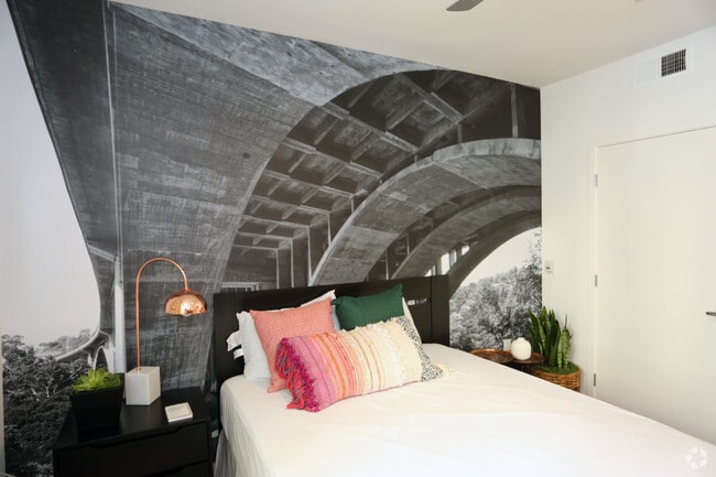 1BR, 1BA-Bedroom - Avila