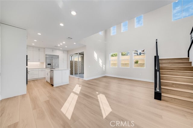 Photo - 716 Olivier Dr