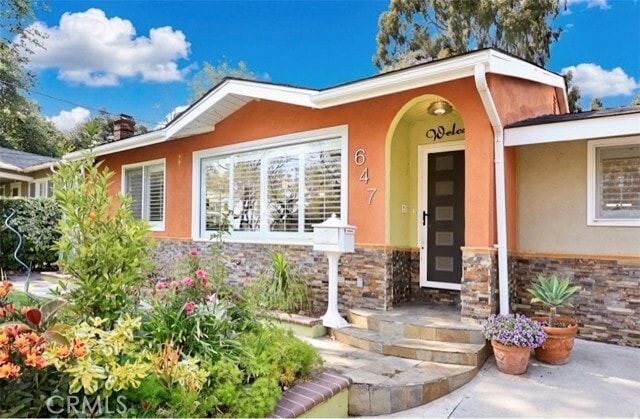 Photo - 647 W Montecito Ave