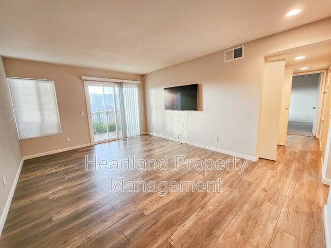 Photo - 906 S Rancho Santa Fe Rd Unit #D