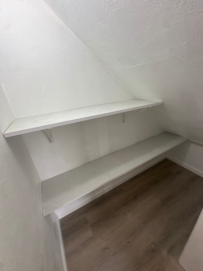 Photo - 624 W 49th St