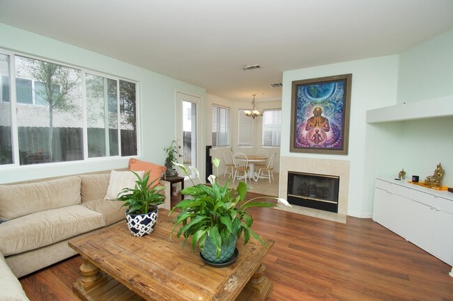 Photo - 20462 Savanna Ln
