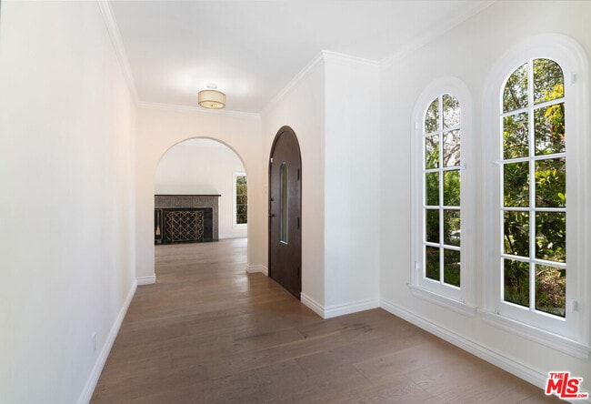Photo - 552 Wilcox Ave