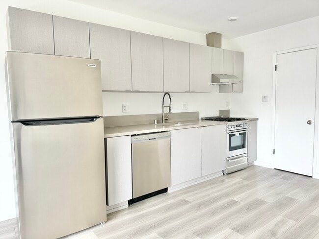 Photo - 318 S Mariposa Ave Apartment Unit 11