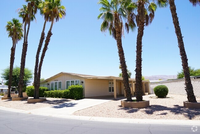 Building Photo - 38381 Poppet Canyon Dr Rental