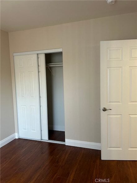 Photo - 626 W 59th Pl