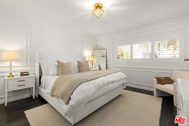 Photo - 844 16th St Unit 5