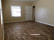 Photo - 1004 E Almond Ave