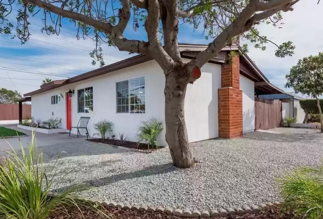 5 Bedroom Updated Clairemont Home (Perfect... - 5 Bedroom Updated Clairemont Home (Perfect...