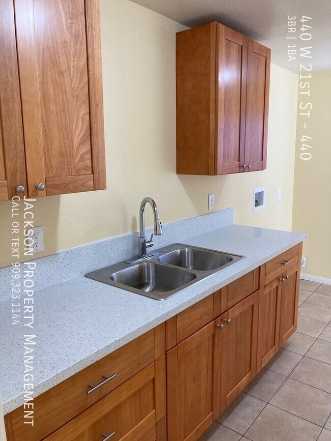 Photo - 440 W 21st St Unit 440