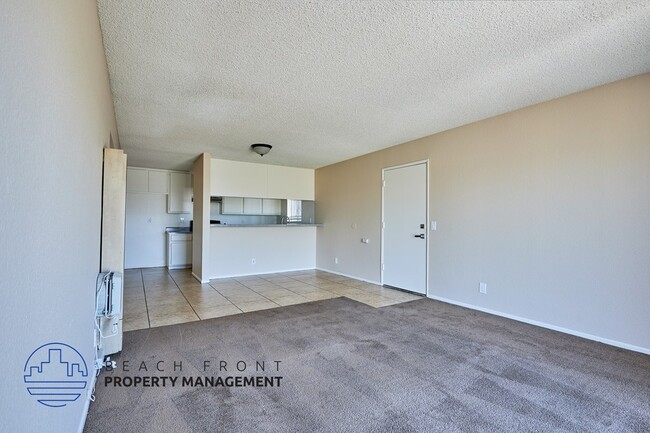 Photo - 1636 E 6th St