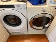 Washer/dryer in unit - 210 E Plymouth St Townhome
