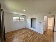 Photo - 719 S Walnut Ave