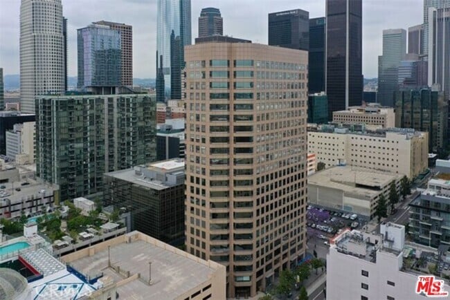 Building Photo - 801S S Grand Ave Unit 1202 Rental