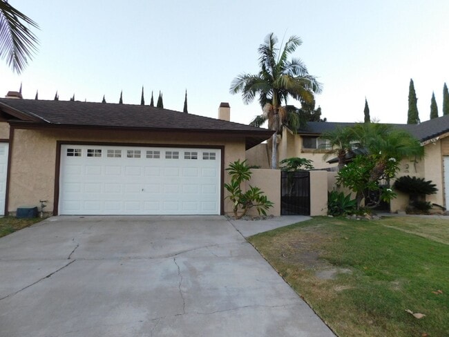 Building Photo - 3525-3529 W. Park Balboa Ave. Unit 3525