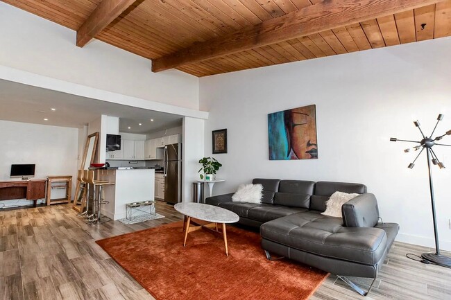 Photo - 6526 Ocean Crest Dr Unit A302
