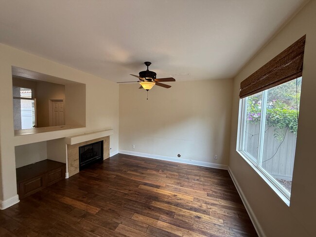 Photo - $750 Off First month's Rent - Cute Townhom...