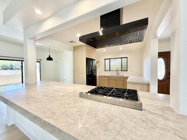 Photo - AVAILABLE NOW!! GORGEOUS 2 Bed 2 Bath Home in BERMUDA DUNES!