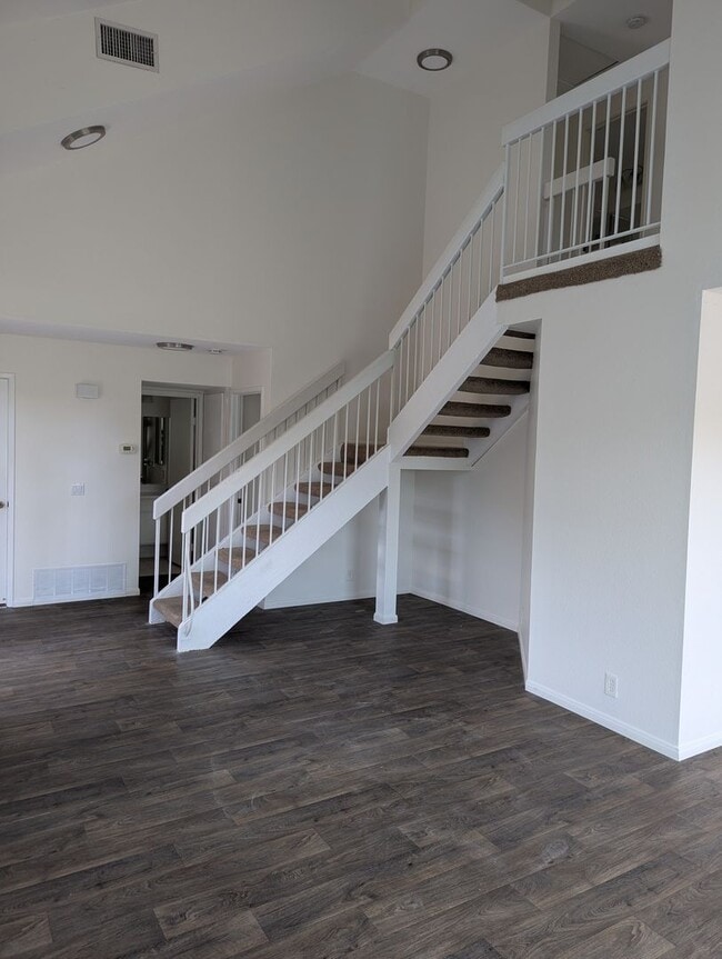Photo - 3 Bed/2 Bath Townhome in Poway