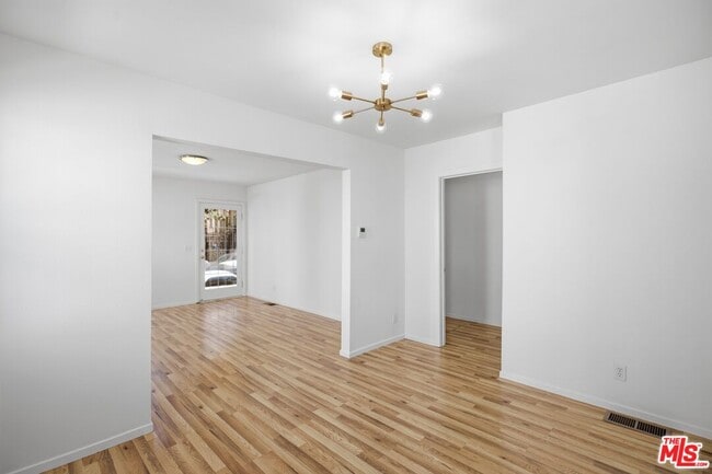 Photo - 3611 4th St