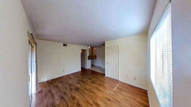 Photo - 24549-24555 Canada St. Unit 24549 Canada St.