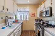Photo - 7211 Cozycroft Ave
