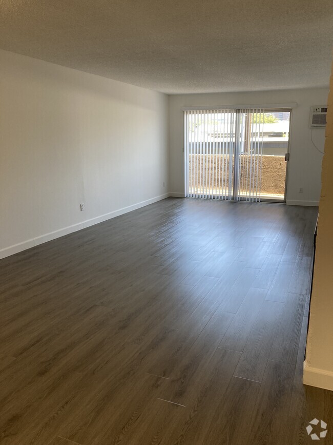 Building Photo - 1236 Amherst Ave Rental