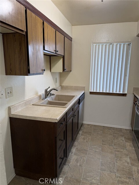 Photo - 9090 Colony Pl Unit B