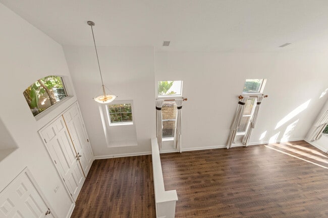 Living room - 7224 Imbach Place