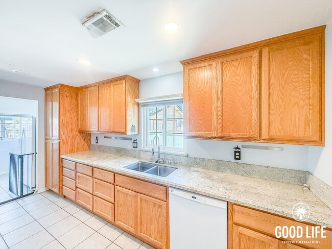 Photo - Cozy 2BD/2BA Home in Ramona with Front Patio, Included Landscaping & A/C