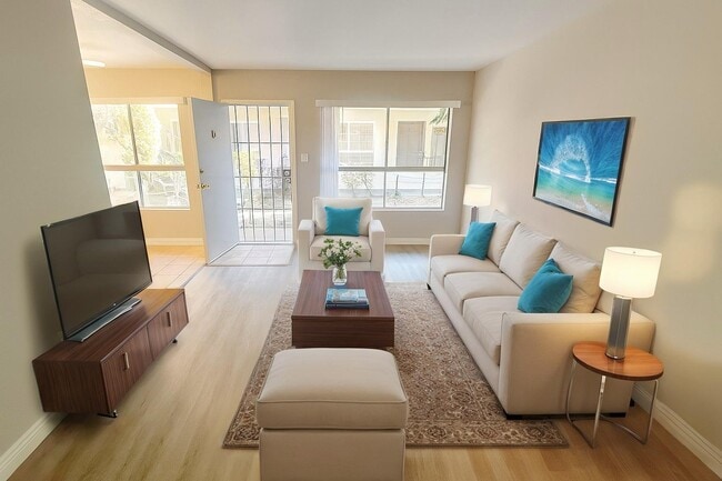 Photo - Lynwood Palms