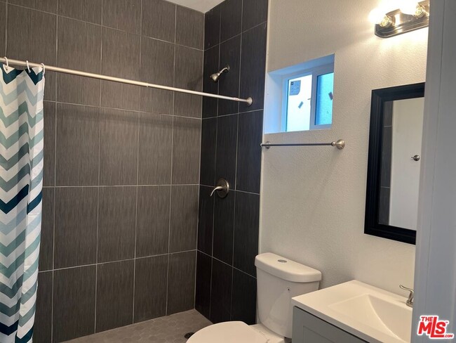 Photo - 233 Park View N St Unit 11