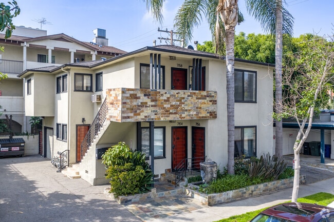 Building Photo - 7156-7160 Lexington Ave