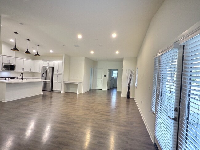 Photo - 303 N F St Unit 201