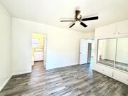 Photo - 2105 W Carson St