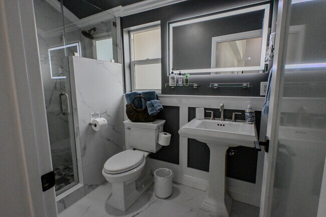 Photo - 10513 Marbel Ave