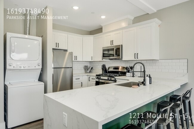 Photo - 1211 Mollie St Unit 5