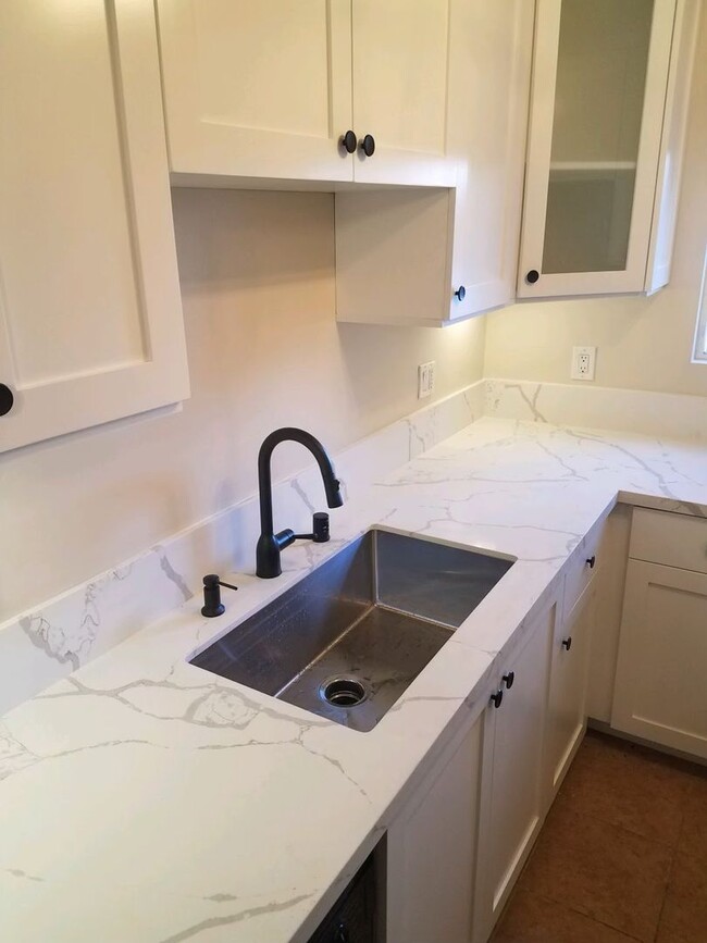 Photo - One Bedroom Lower Level Condo in Oceanside