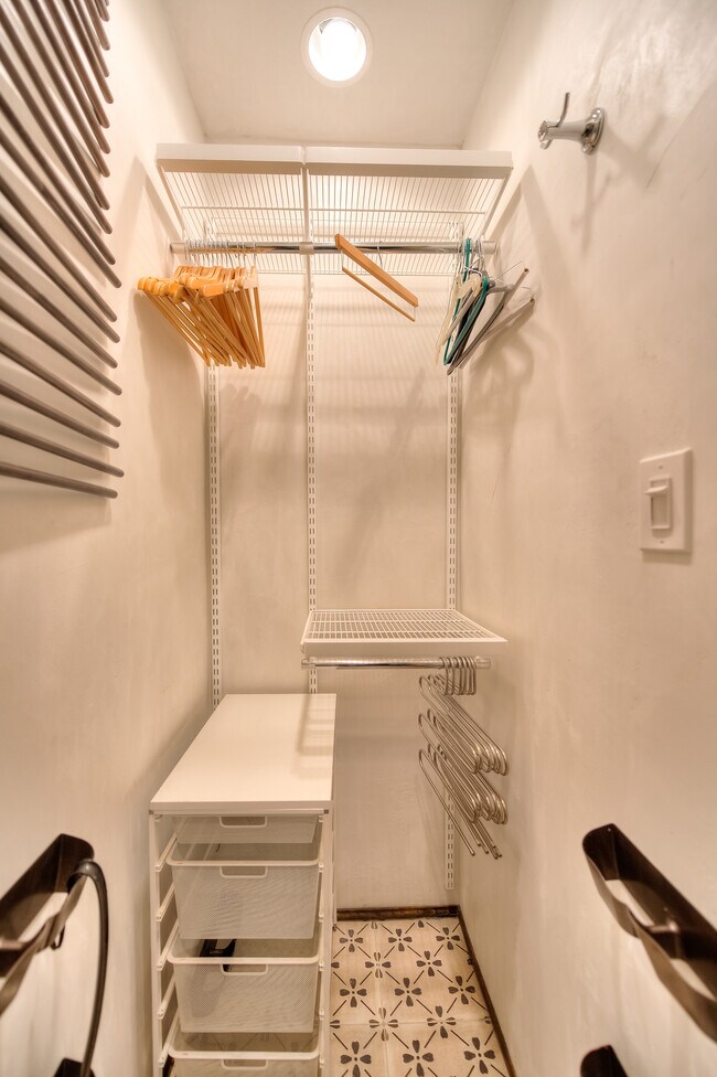 Photo - 1570 S Curson Ave