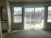 Photo - 5265 Jasmine St