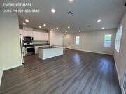 Photo - Ontario 4 bedroom Home